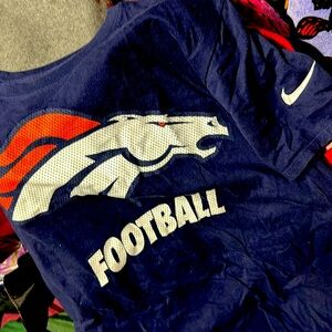 NWOT The Nike Tee Denver Broncos SS Tee Shirt